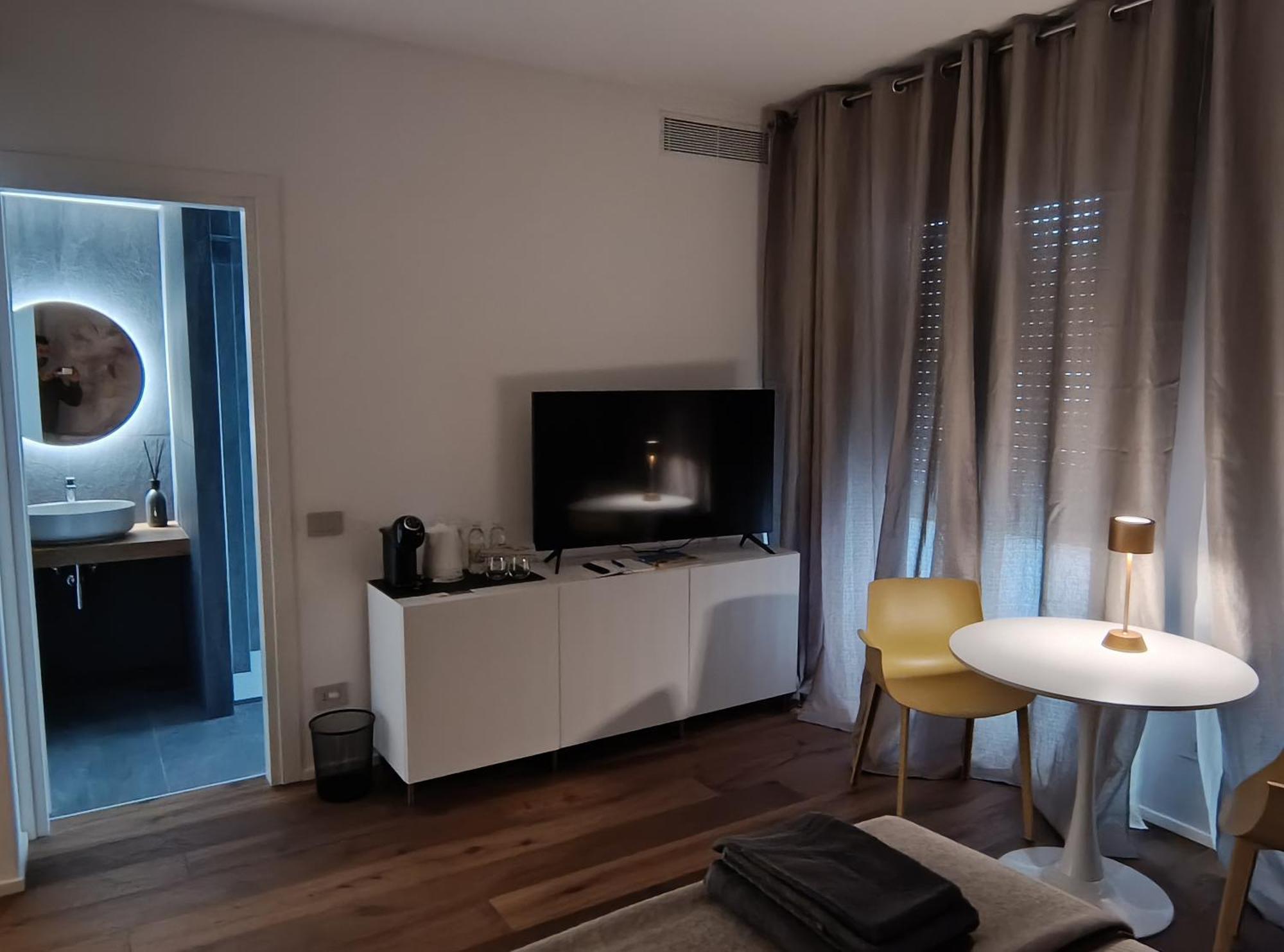 Residenze Simari Luxury Apartment Падуа Екстериор снимка